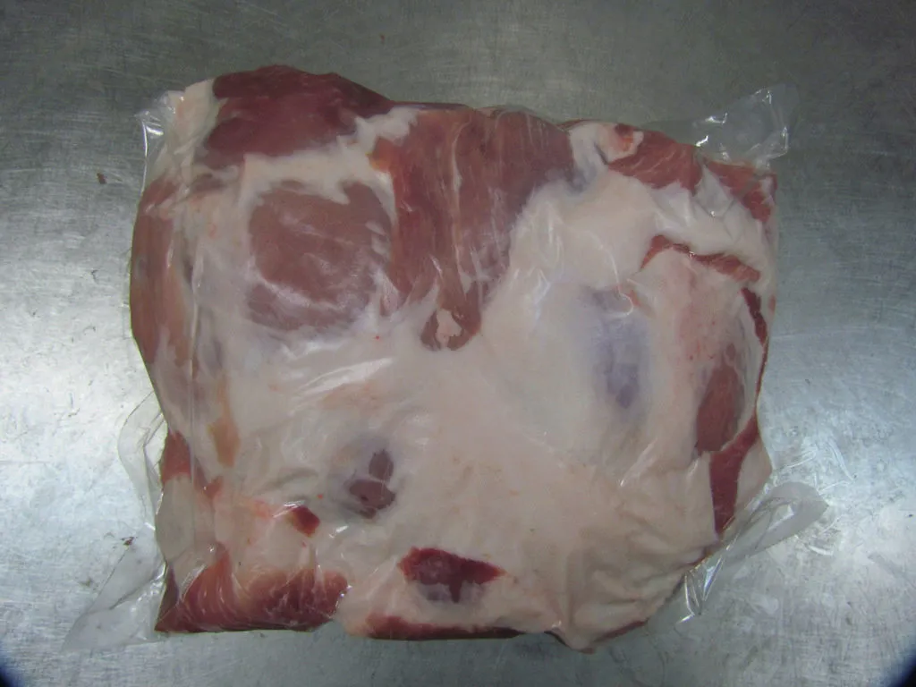 Фотография продукта лопатка свиная в вакууме, ГОСТ